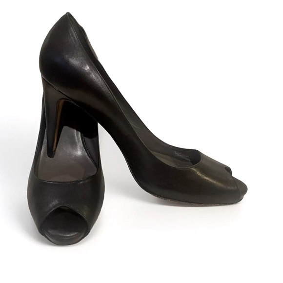 Black Cole Hasn high heel size 10.5 B EUC - Picture 1 of 8